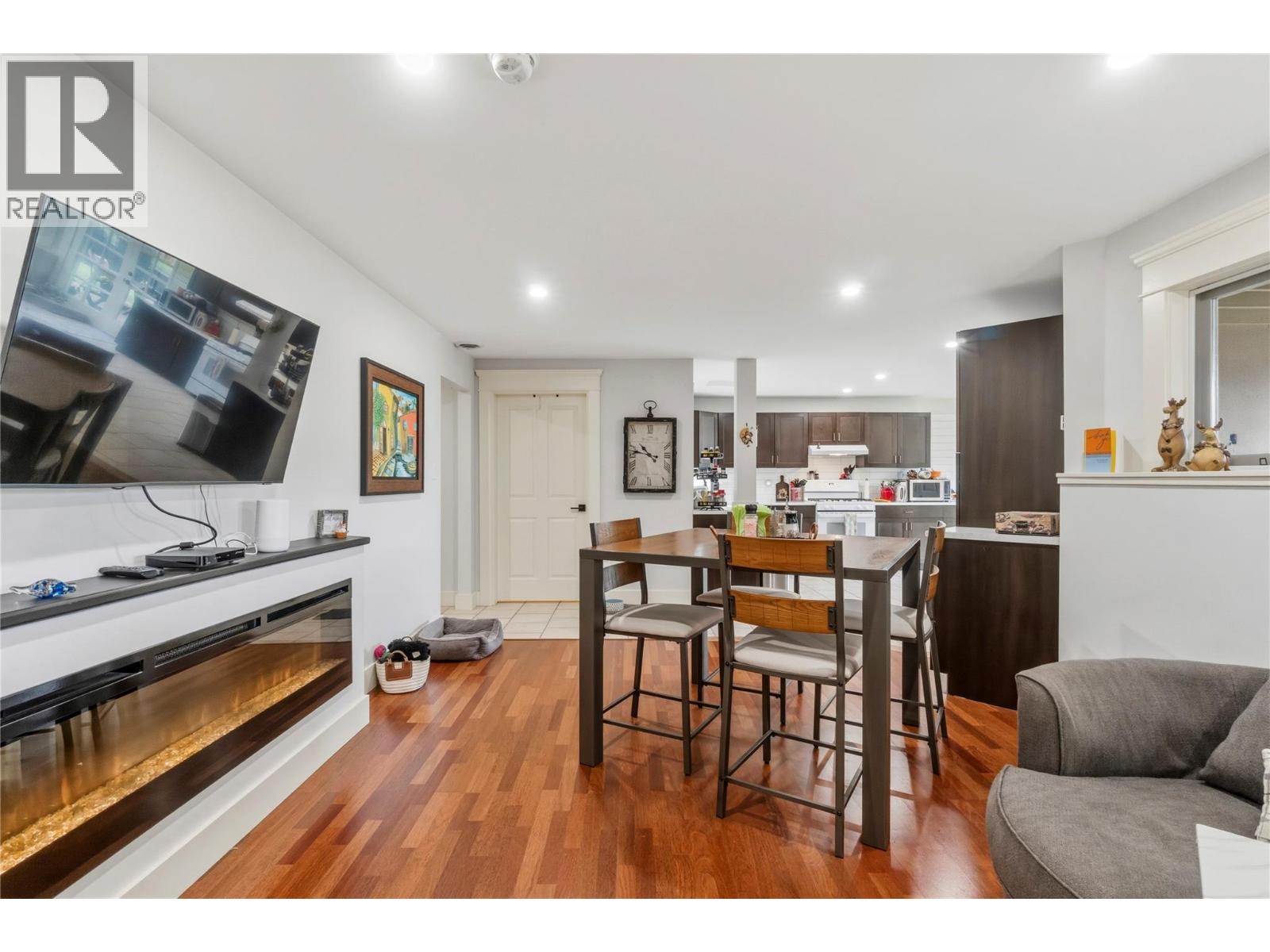 2307 5 Avenue SE - 85