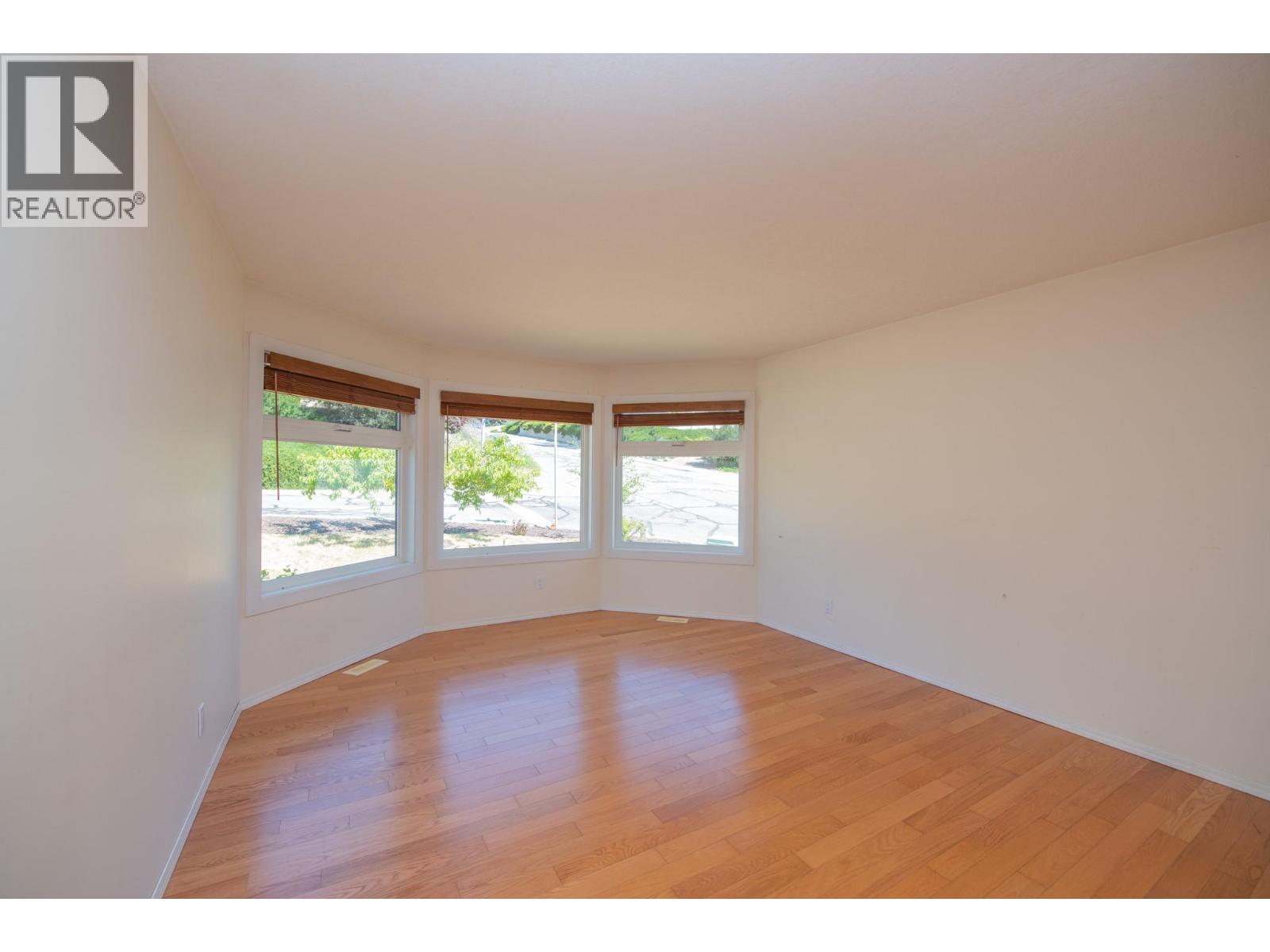  4300 Wellington Drive, Vernon