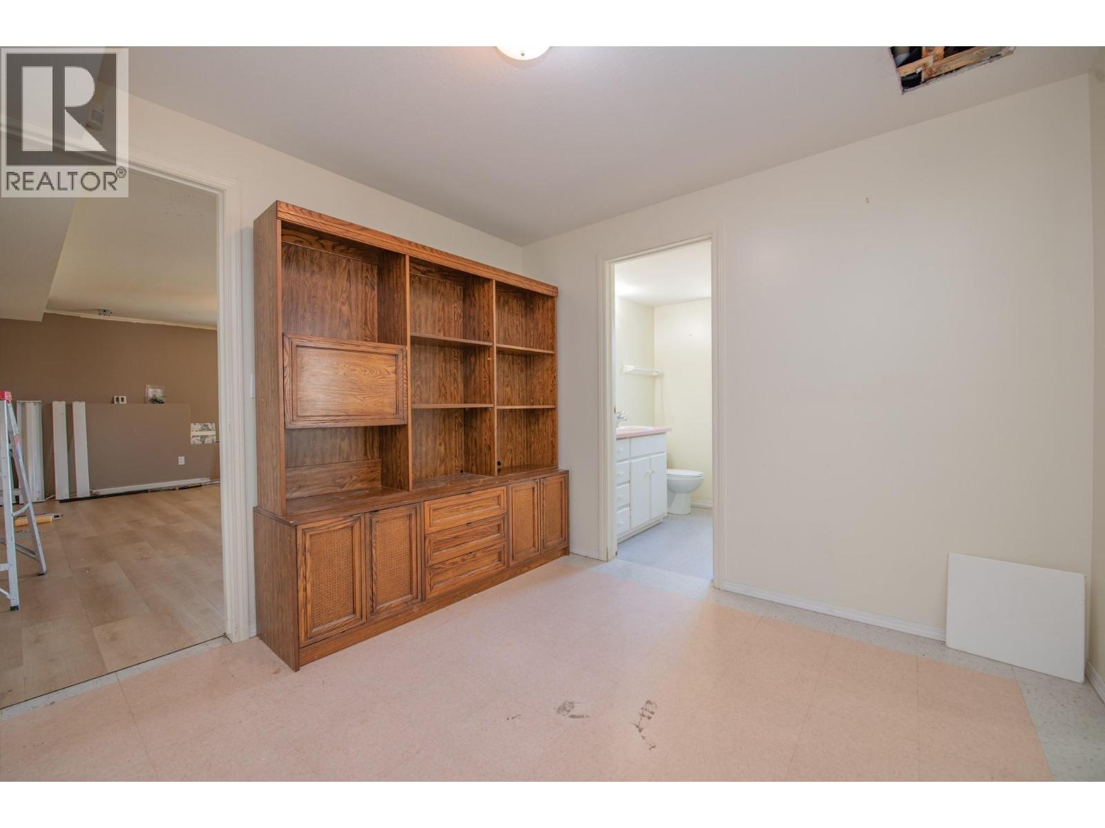  4300 Wellington Drive, Vernon