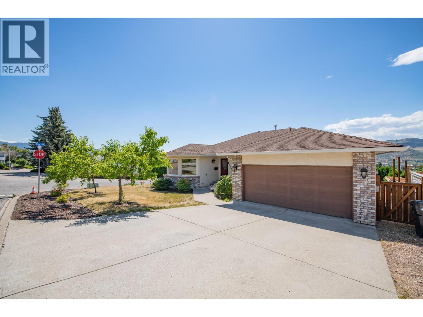  4300 Wellington Drive, Vernon
