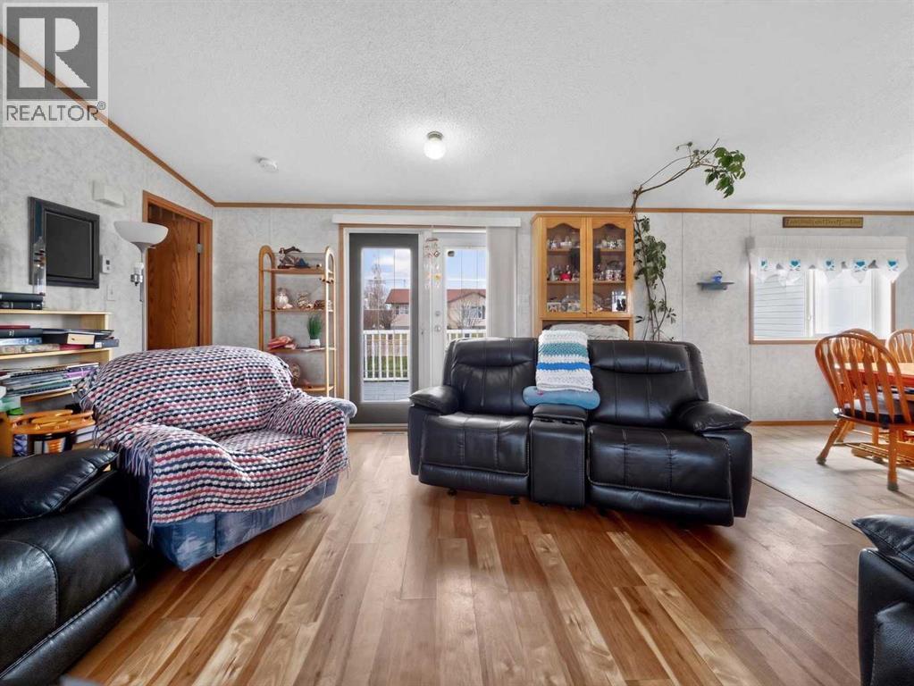 10202 Homestead Way - 7