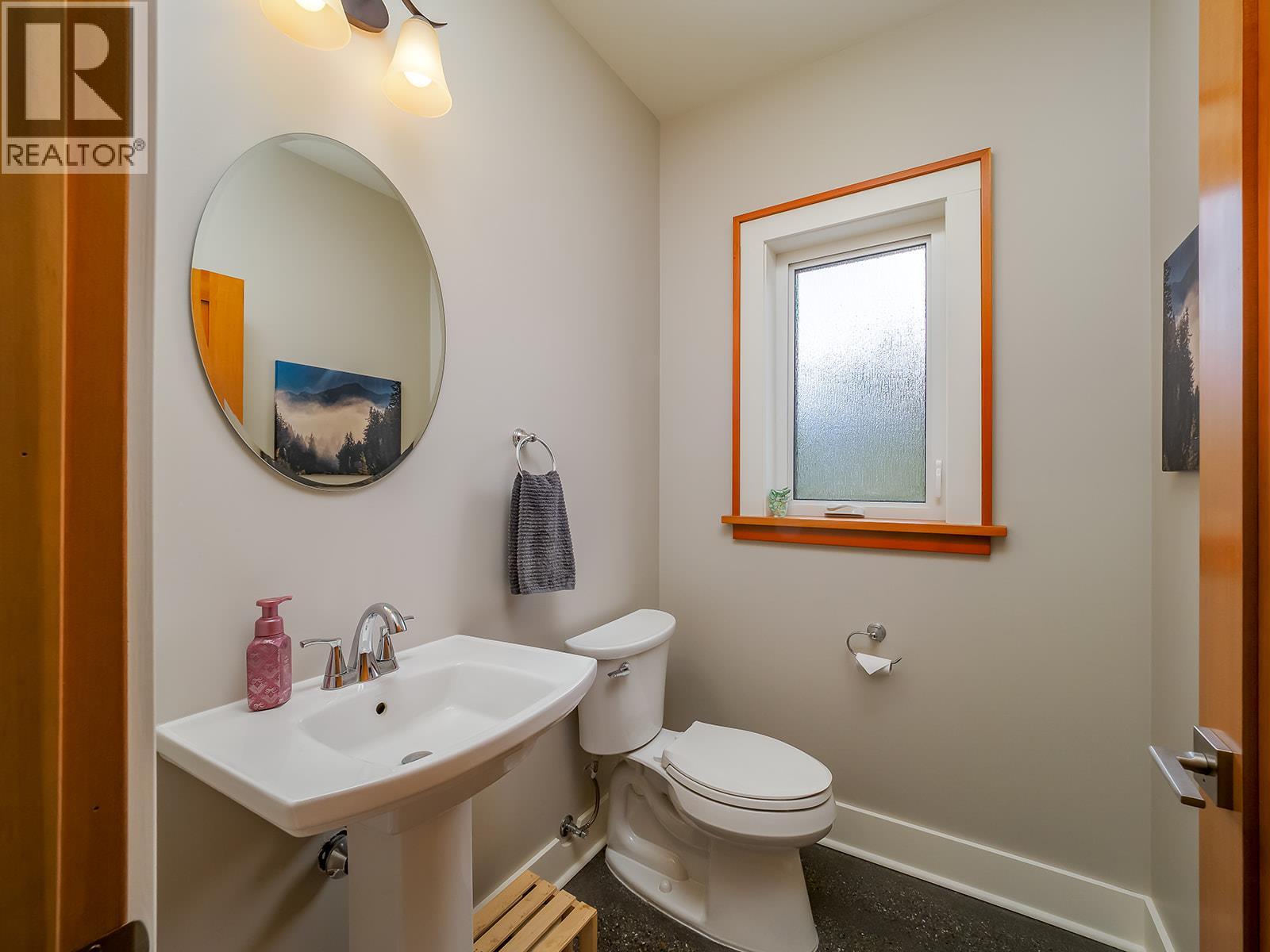 1360 Campbell Road - 15