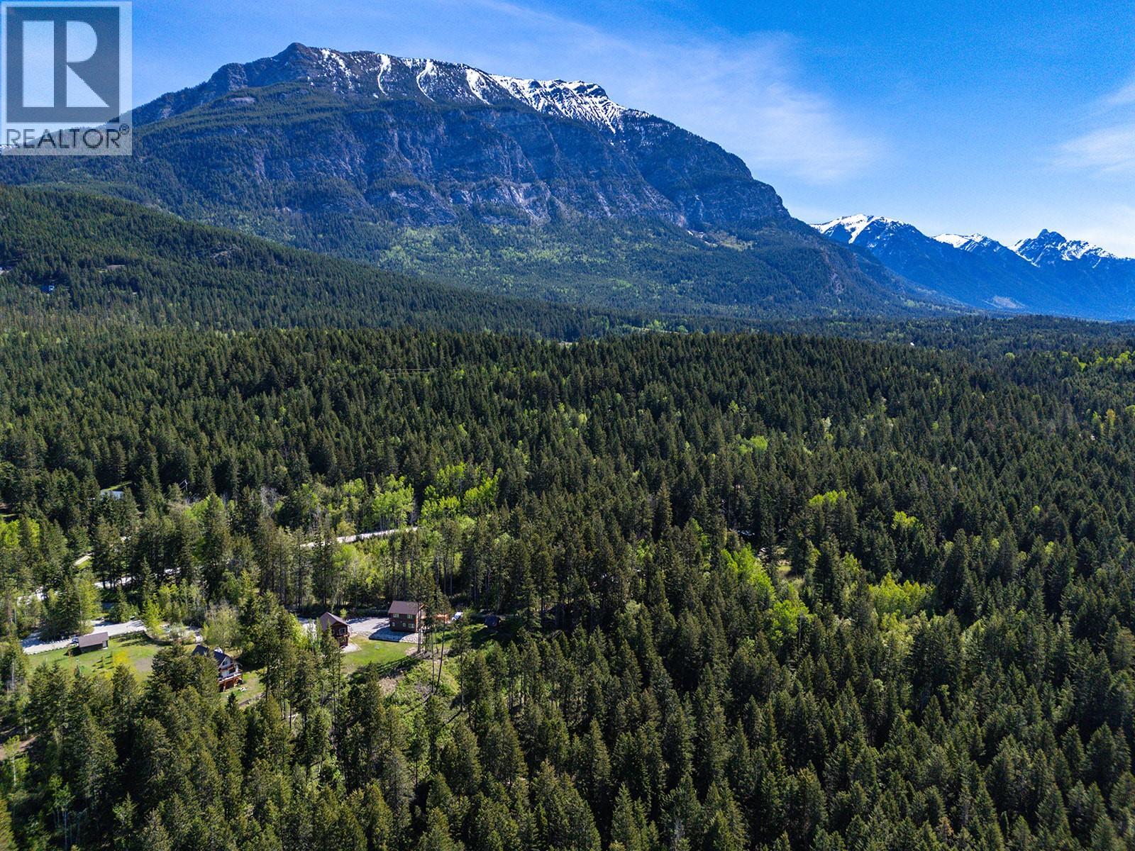 1360 Campbell Road - 33