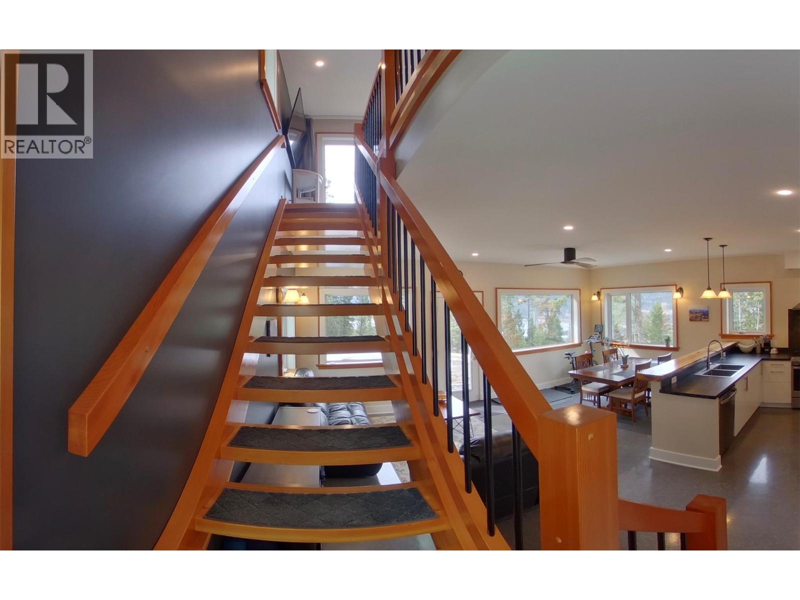 1360 Campbell Road - 14