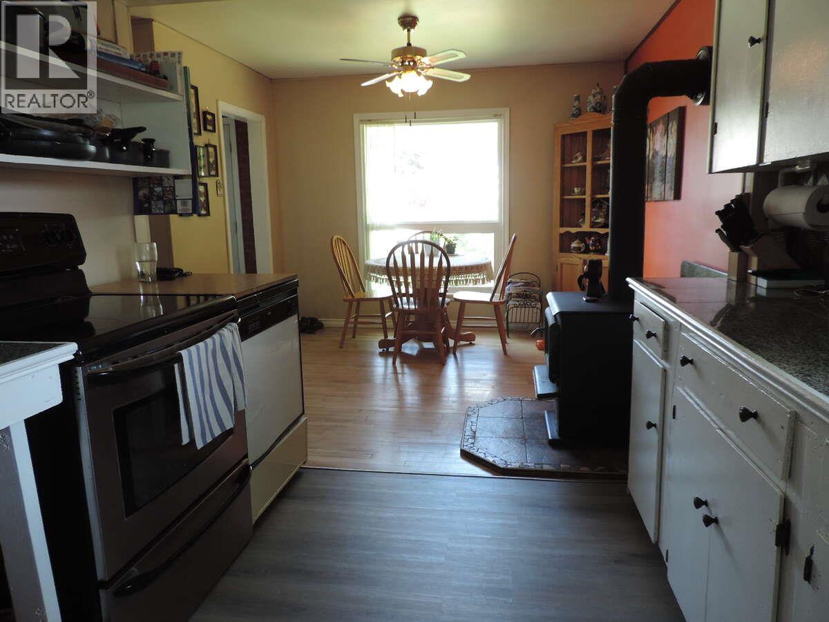623 6TH Avenue - 7