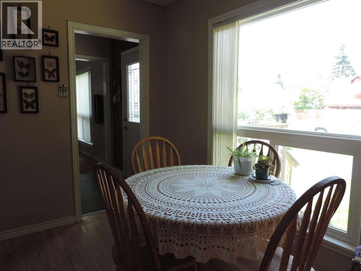 623 6TH Avenue - 8