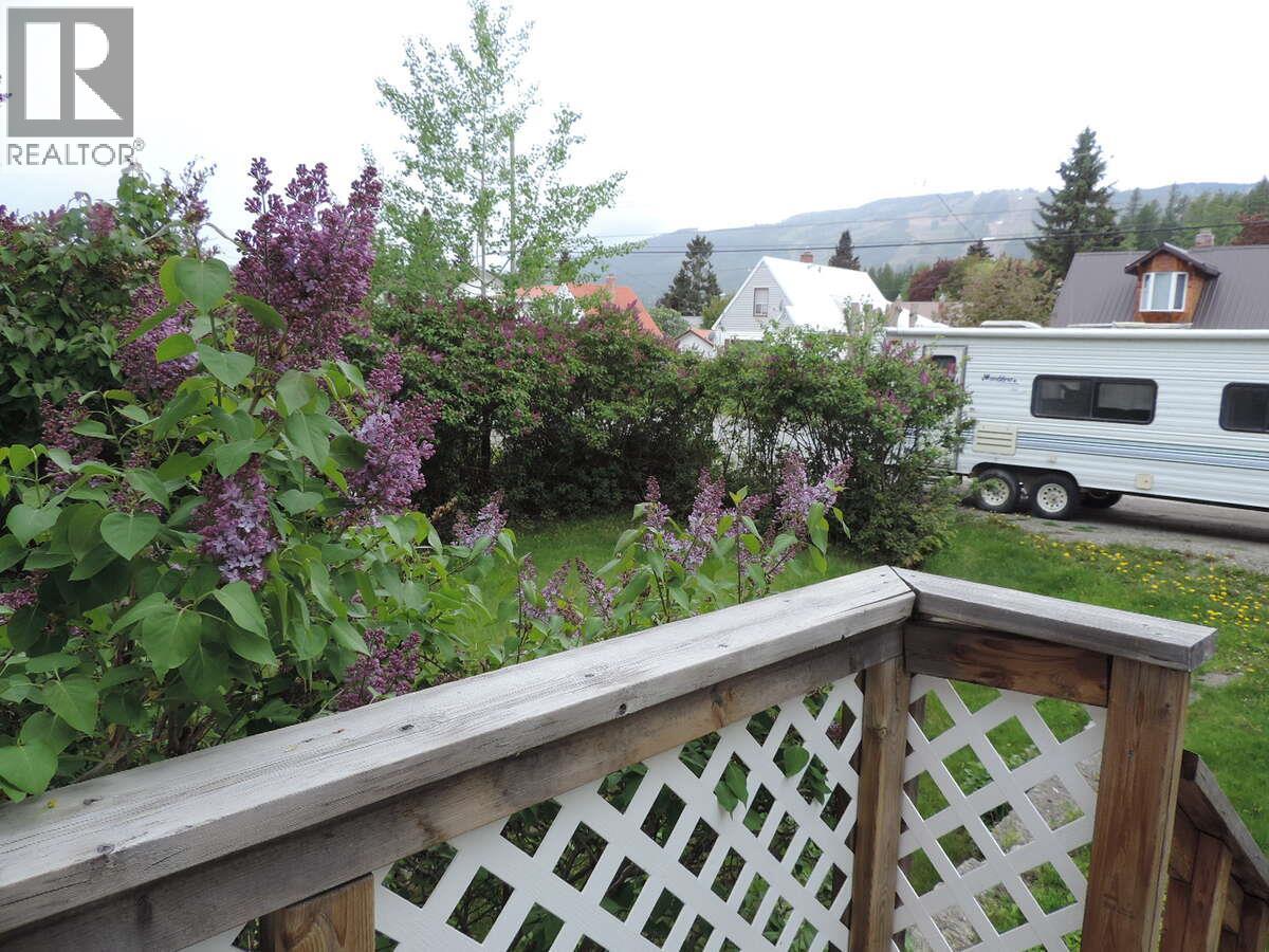 623 6TH Avenue - 3