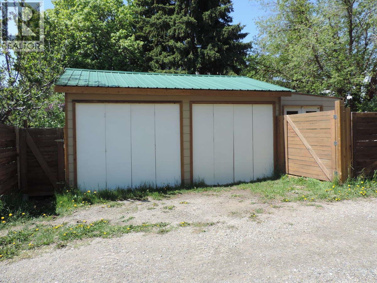 623 6TH Avenue - 25