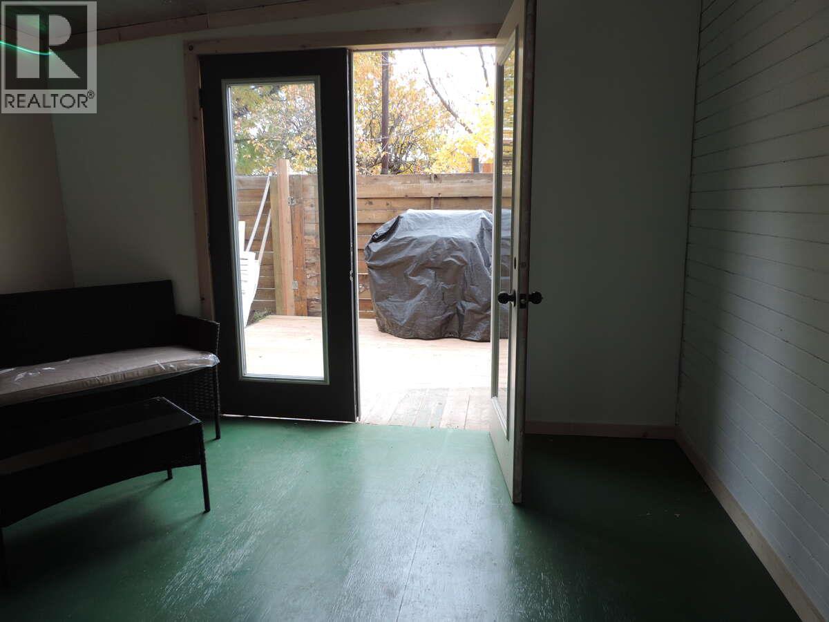 623 6TH Avenue - 18