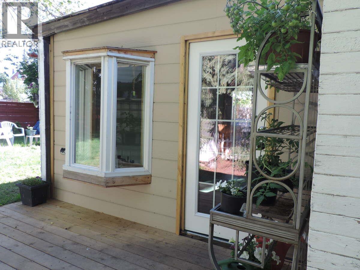 623 6TH Avenue - 17