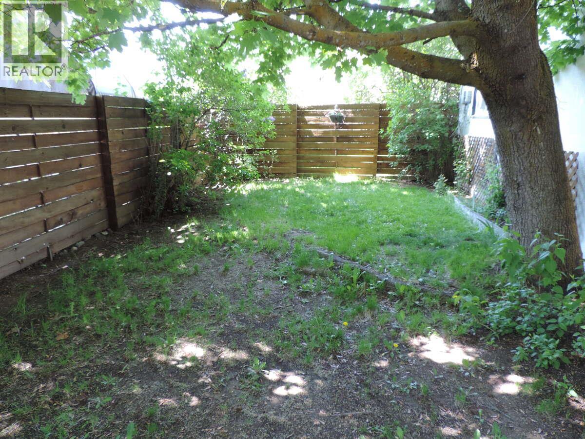 623 6TH Avenue - 53