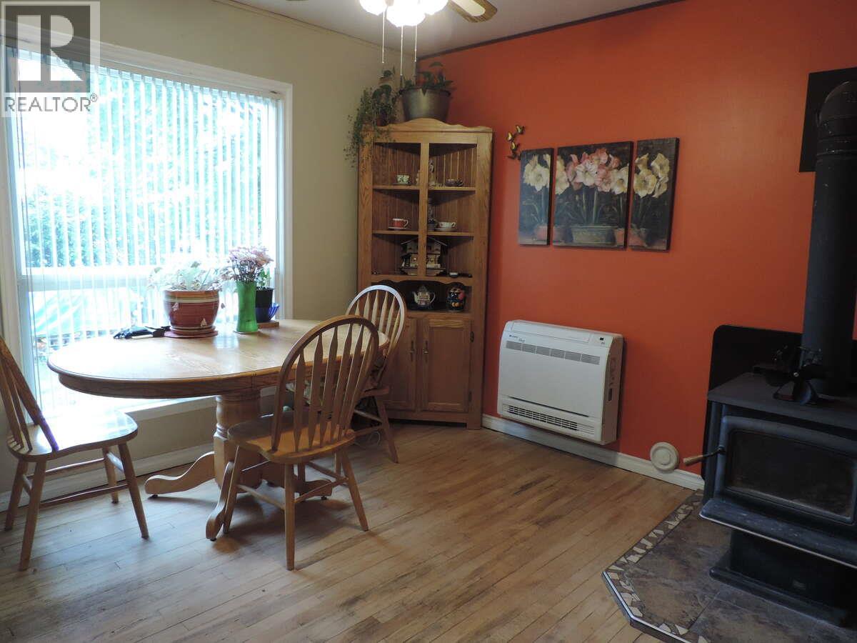 623 6TH Avenue - 9