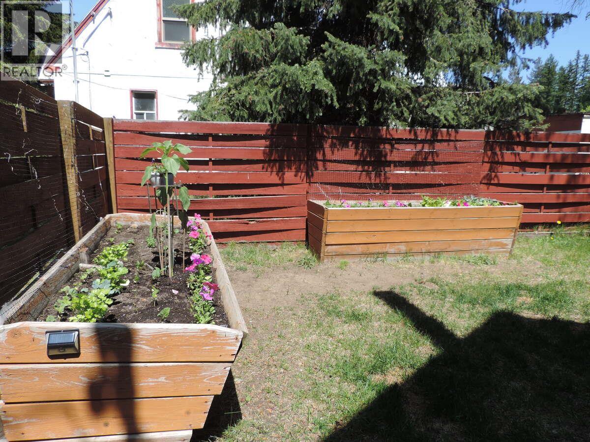 623 6TH Avenue - 49