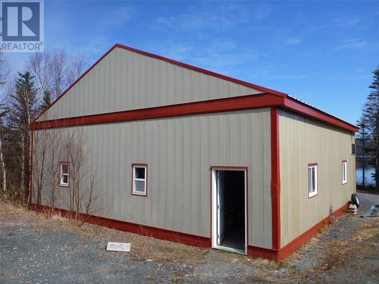 2 Georges Pond Road - 25