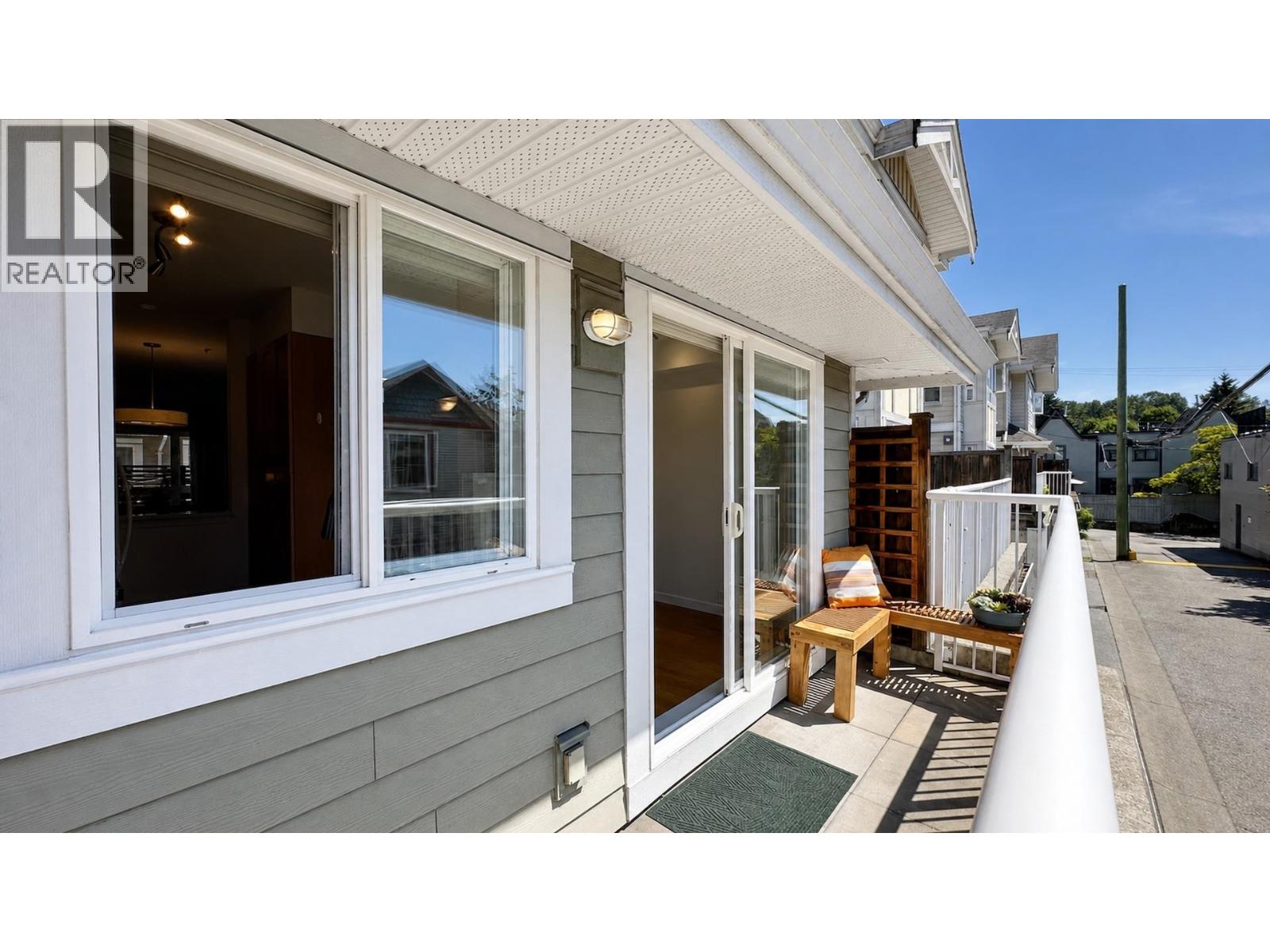 13 915 TOBRUCK AVENUE, North Vancouver