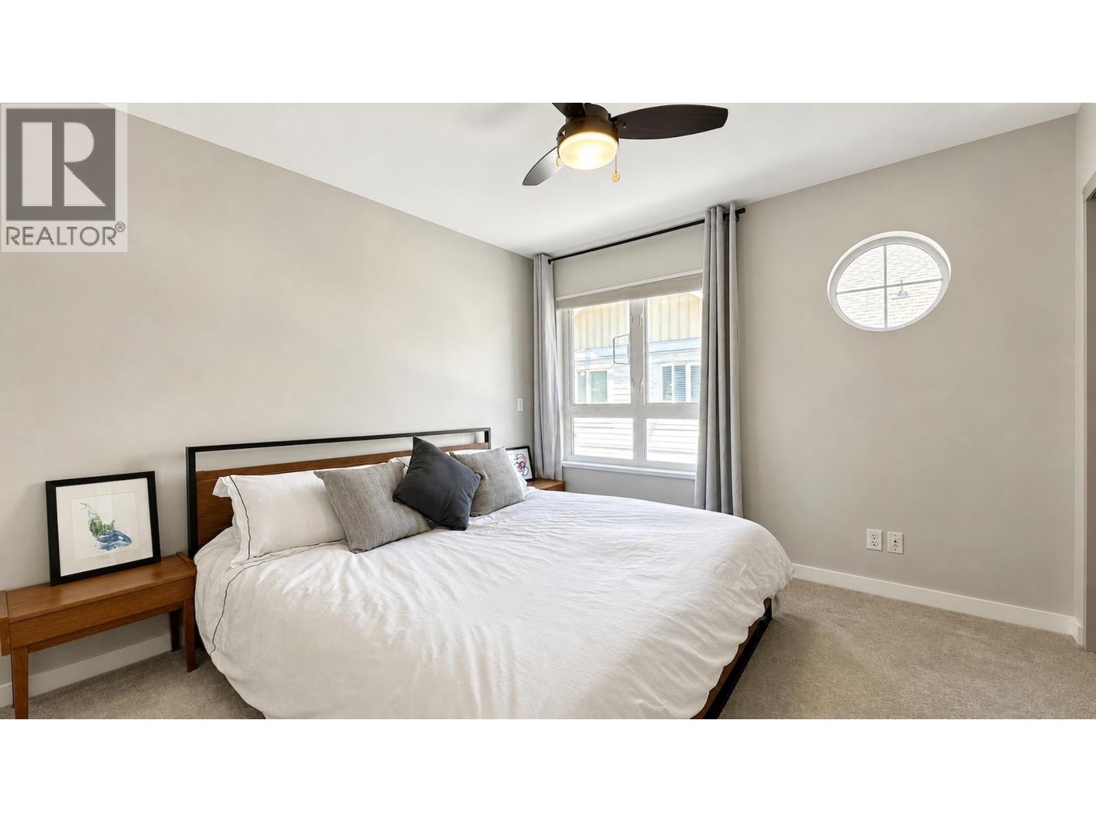 13 915 TOBRUCK AVENUE, North Vancouver