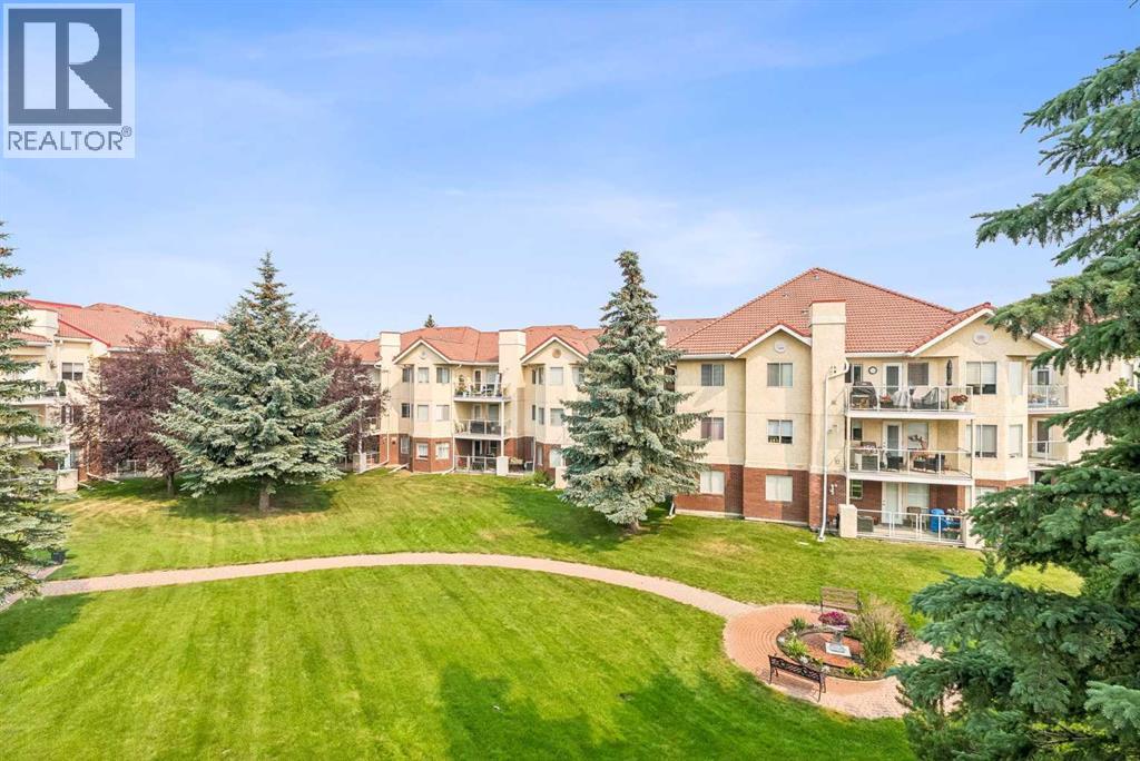 #2327 1818 Simcoe Boulevard SW - 14