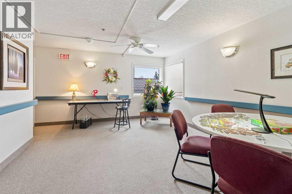#2327 1818 Simcoe Boulevard SW - 31