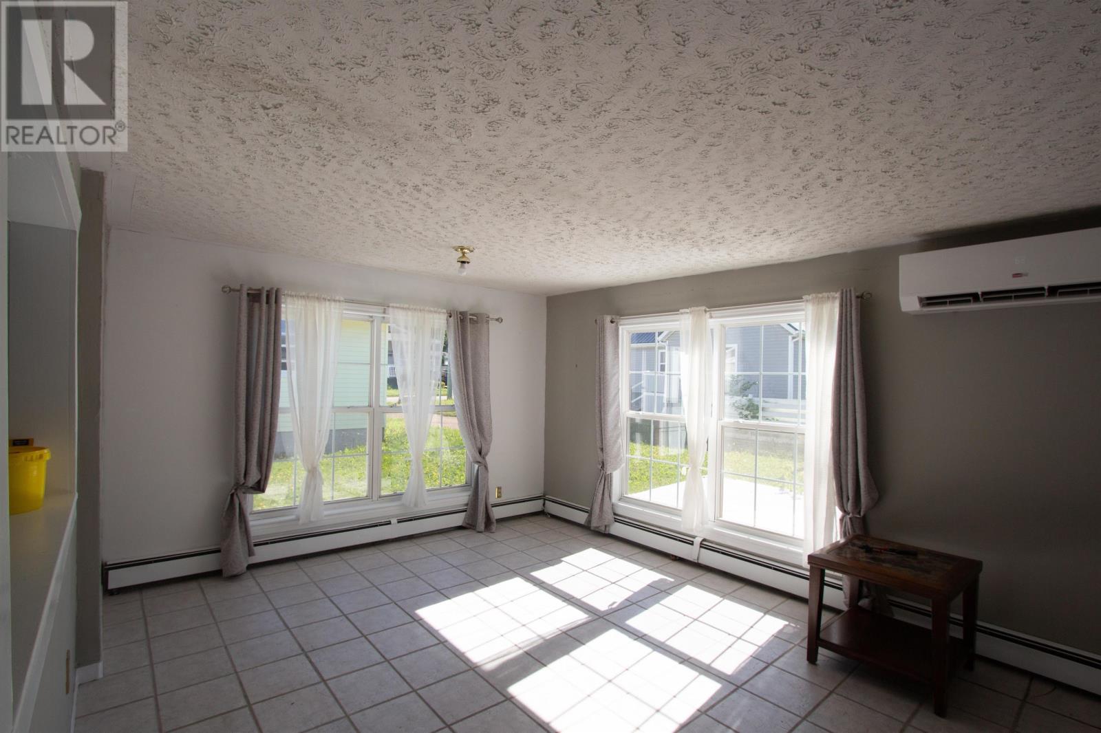 41 St. Lawrence Street - 5