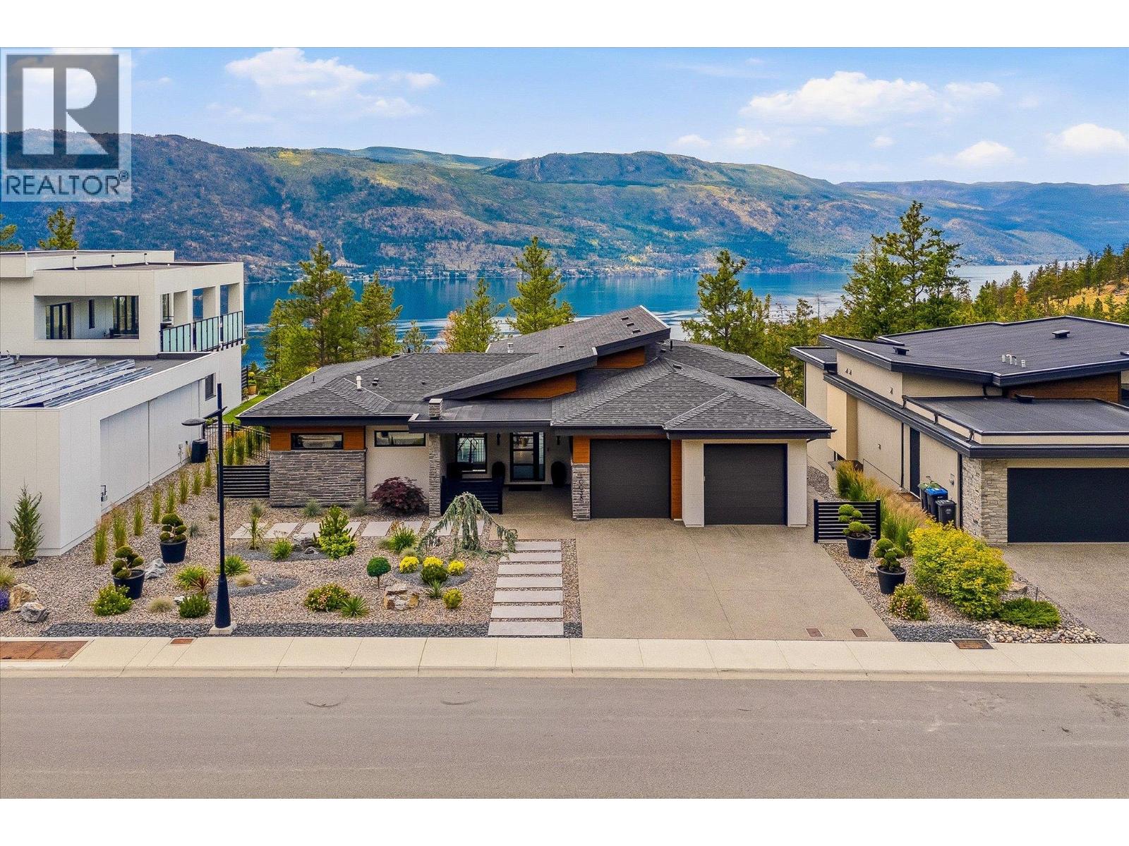  10038 Beacon Hill Drive, Lake Country