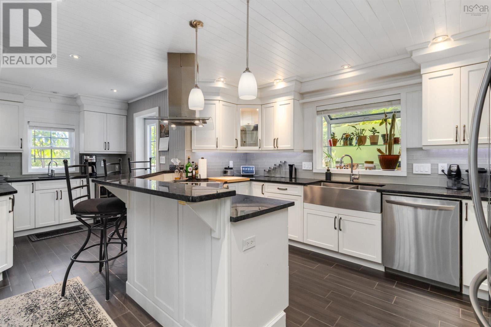 11278 Peggys Cove Road - 11