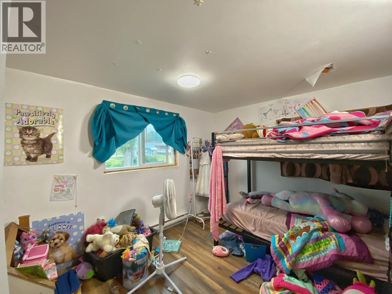 4225 12TH AVENUE - 15