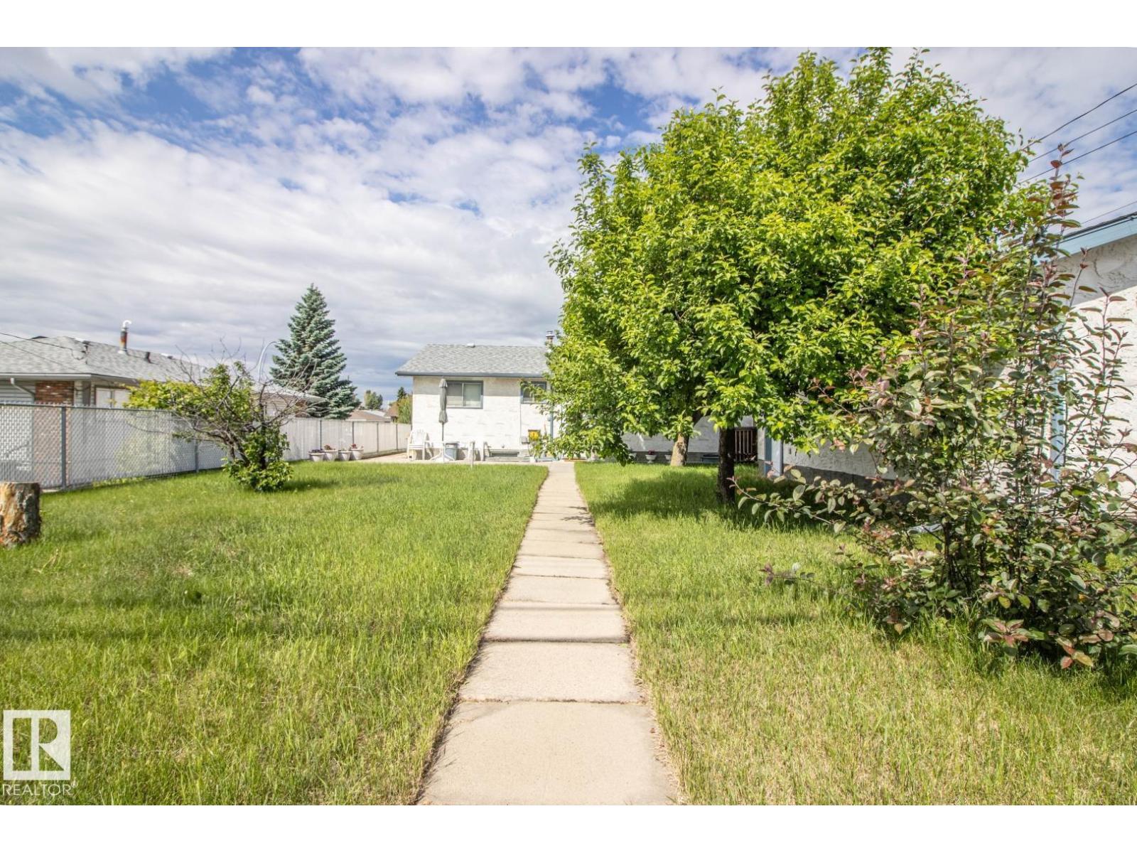14107 58 ST NW - 34