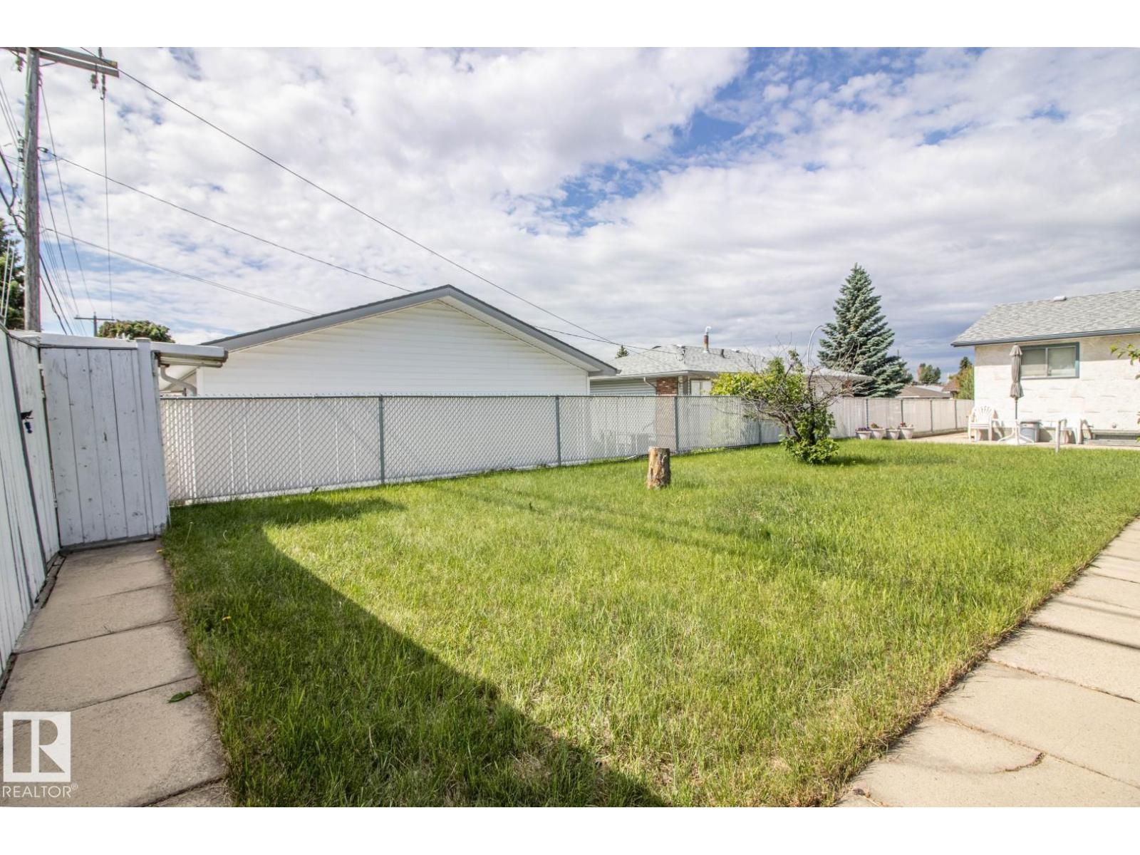 14107 58 ST NW - 36