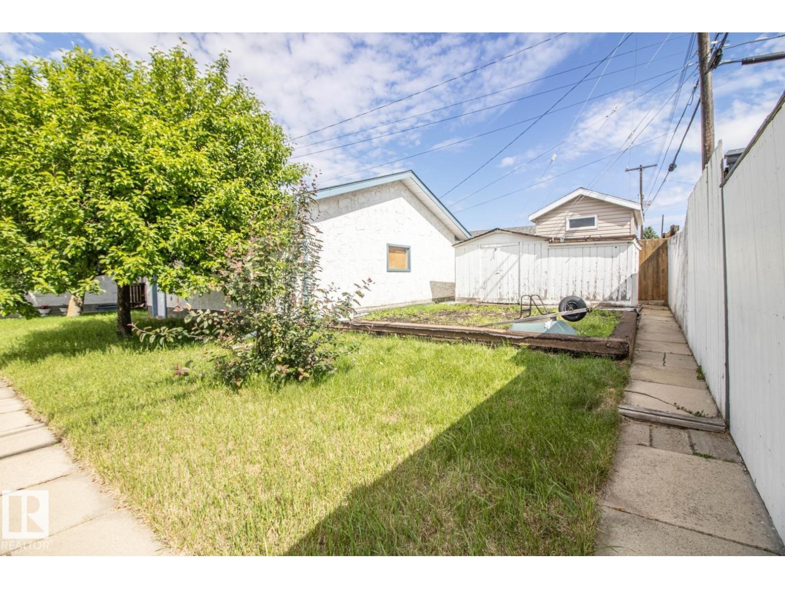 14107 58 ST NW - 35