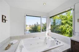 18 Harbour Bay, Winnipeg, MB R3T5G6 Photo 24
