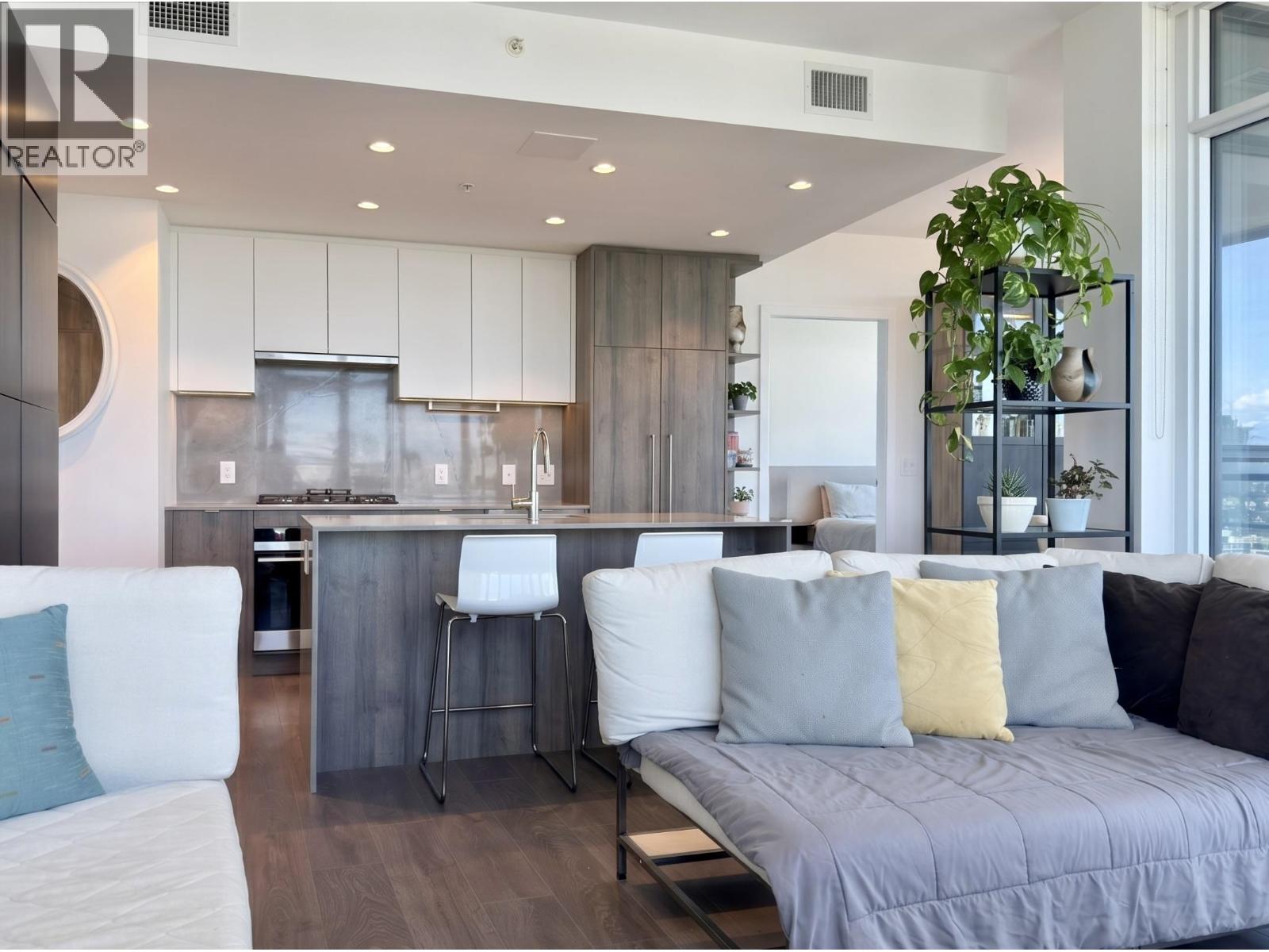 1004 505 NELSON STREET, Coquitlam
