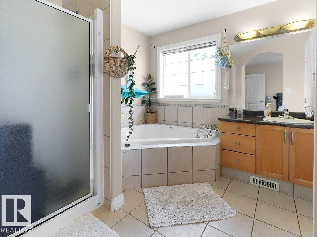 1476 MCMILLIAN WY SW - 28