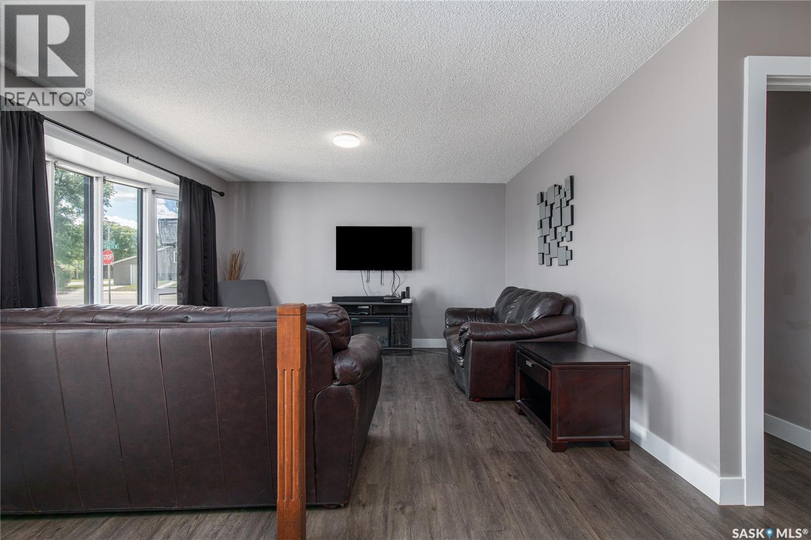 1387 Manitou CRESCENT — photo 11