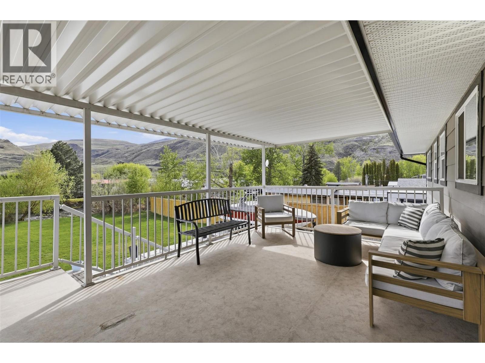 1272 Nugget Road, Cache Creek