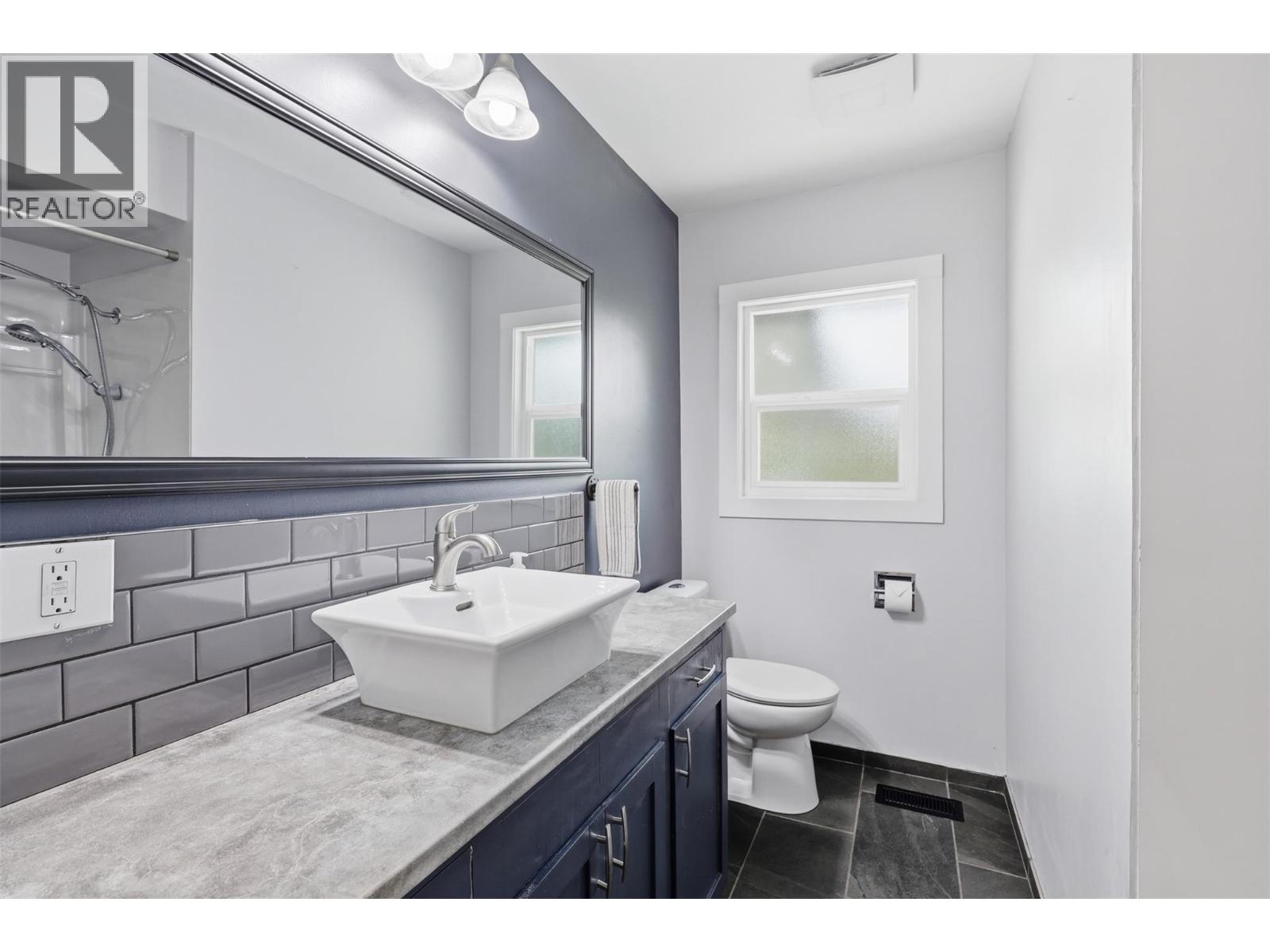 1272 Nugget Road, Cache Creek