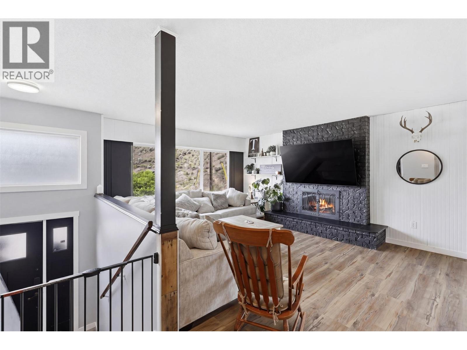 1272 Nugget Road, Cache Creek