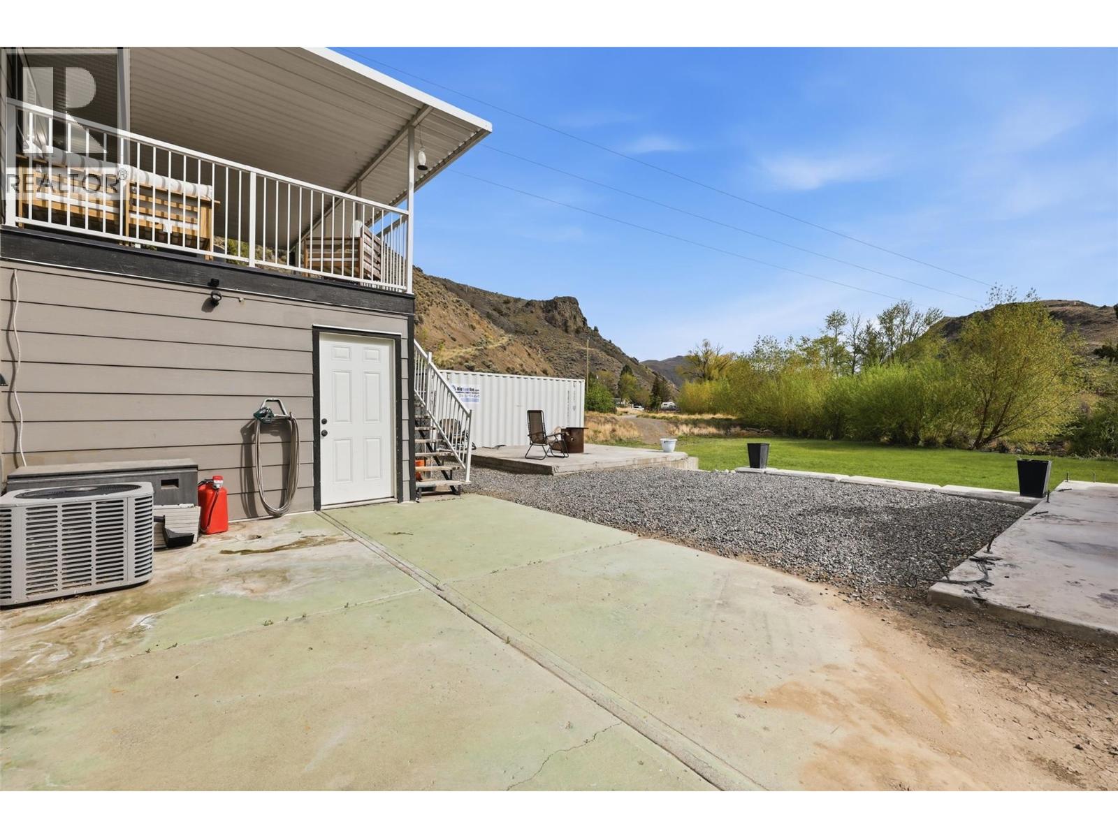 1272 Nugget Road, Cache Creek