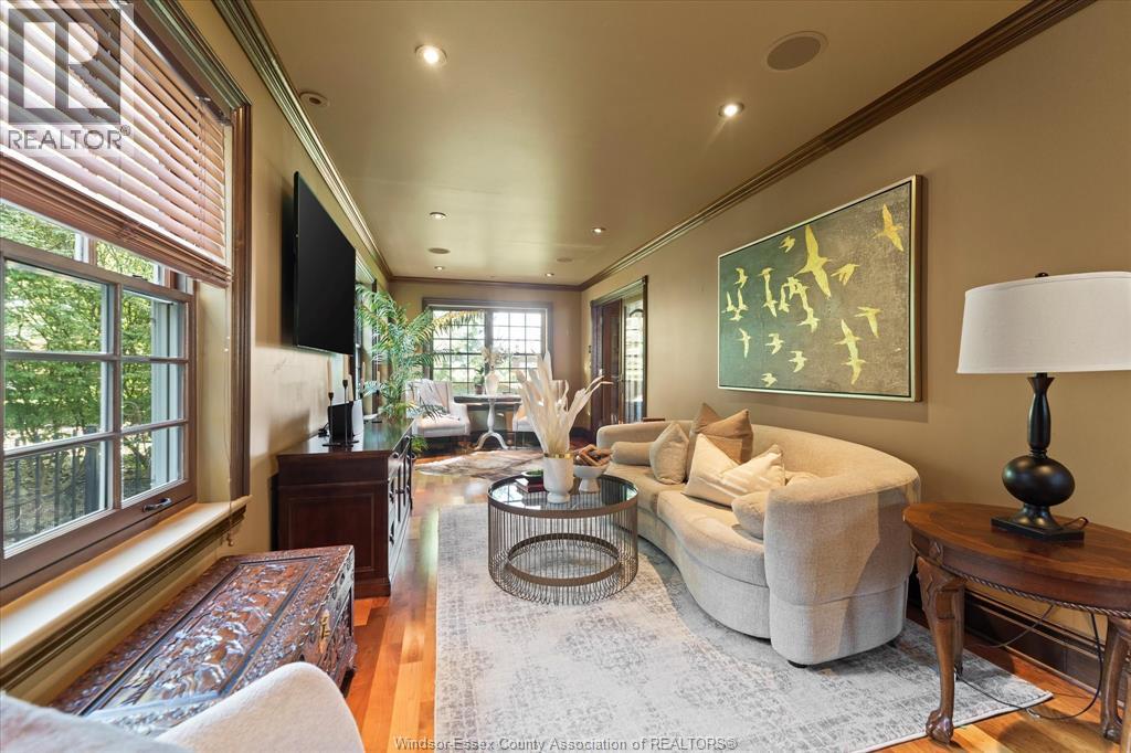 6545 RIVERSIDE DRIVE East - 19