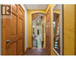 254 Mariners Way, Mayne Island, BC V0N2J2 Photo 16