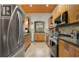 254 Mariners Way, Mayne Island, BC V0N2J2 Photo 15