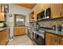 254 Mariners Way, Mayne Island, BC V0N2J2 Photo 14
