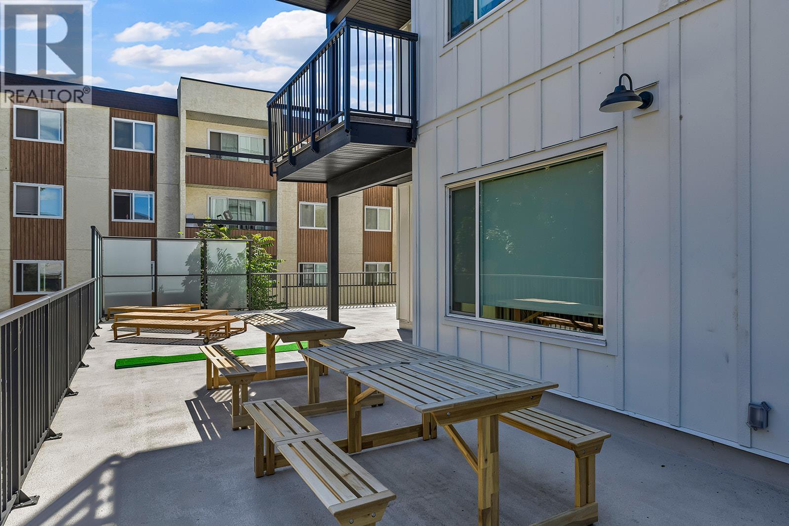 #306 1220 Pacific Avenue - 27