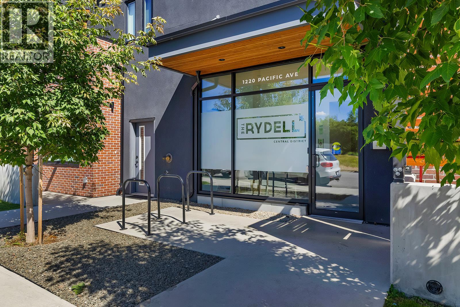 #306 1220 Pacific Avenue - 34