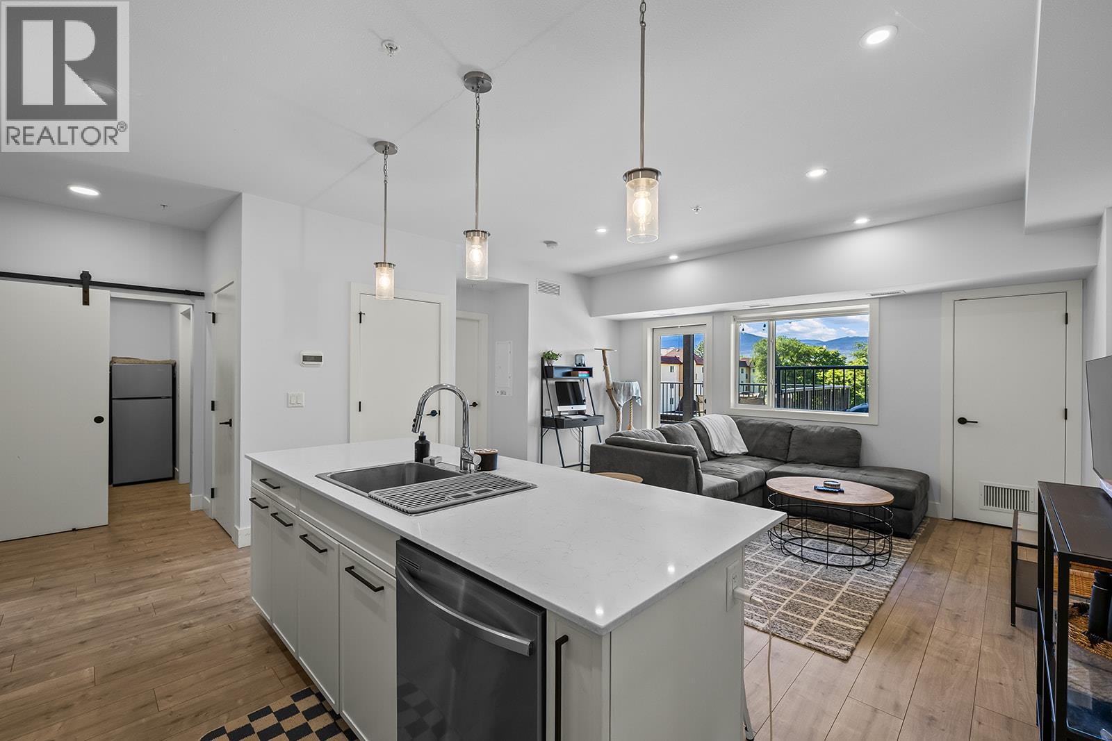 #306 1220 Pacific Avenue - 7