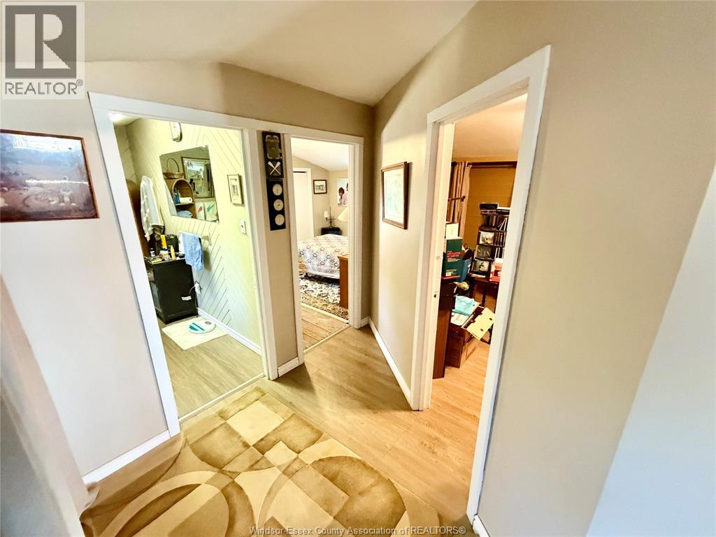 1041 HERITAGE ROAD - 16