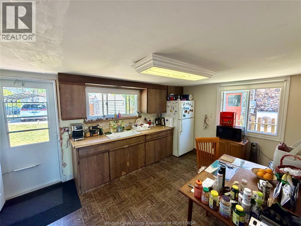 1041 HERITAGE ROAD - 12