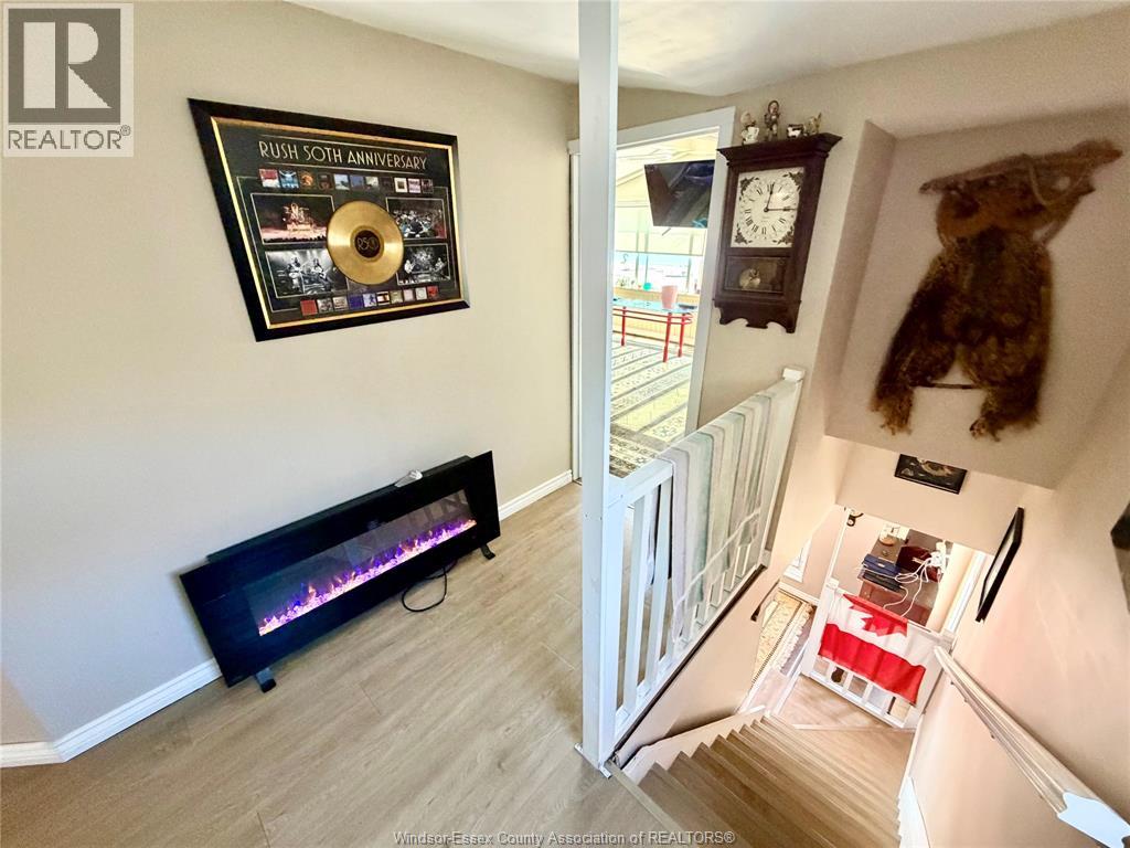 1041 HERITAGE ROAD - 15