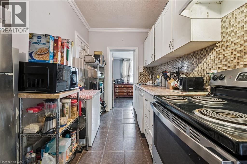 27 ROSEVIEW Avenue - 21