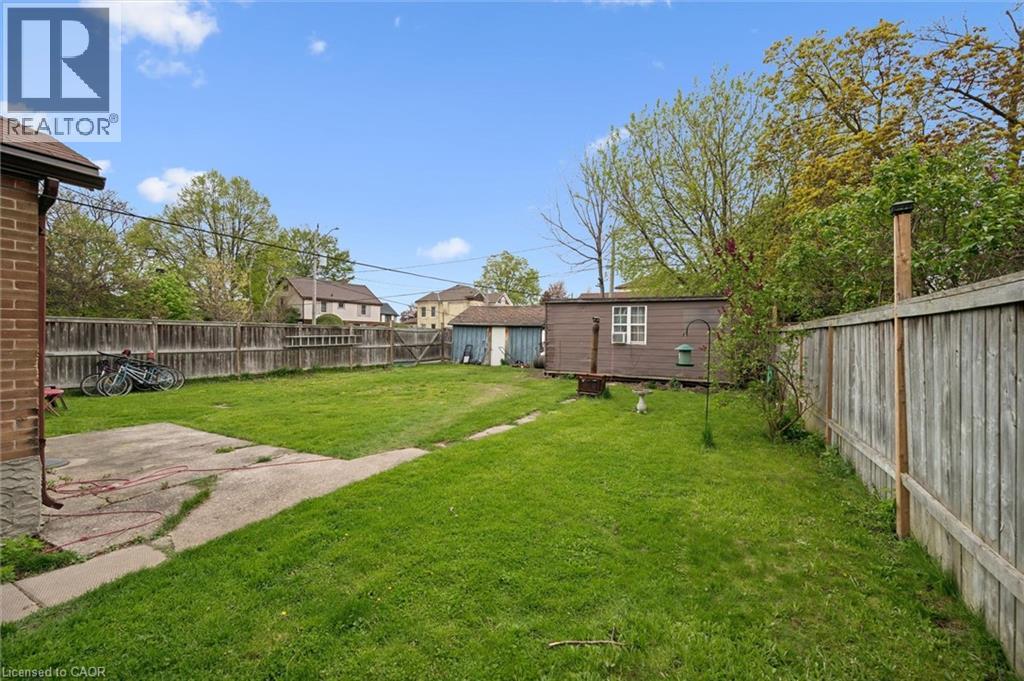 27 ROSEVIEW Avenue - 37