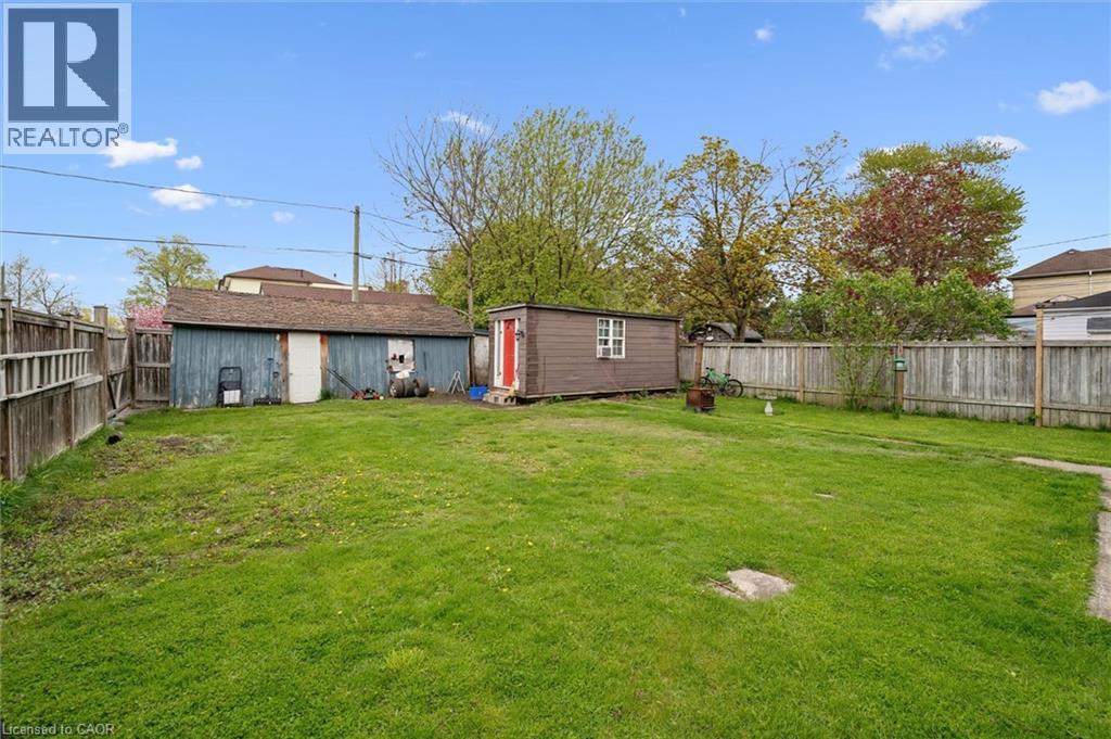 27 ROSEVIEW Avenue - 39